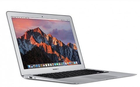 Ноутбук Apple MacBook Air 13" (2017 год) [MQD32]