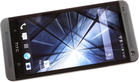 Смартфон HTC One (32Gb)