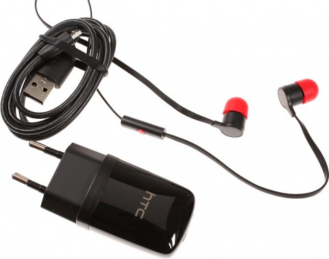 Смартфон HTC One (32Gb)
