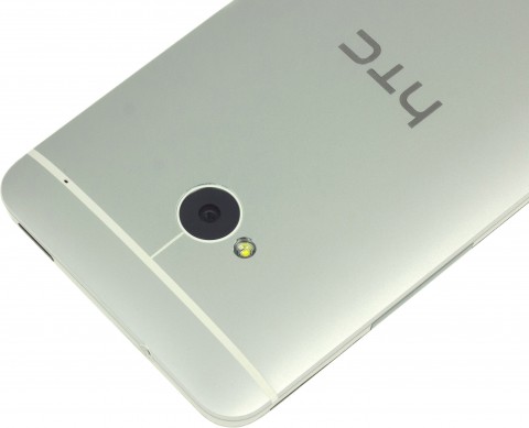 Смартфон HTC One (32Gb)