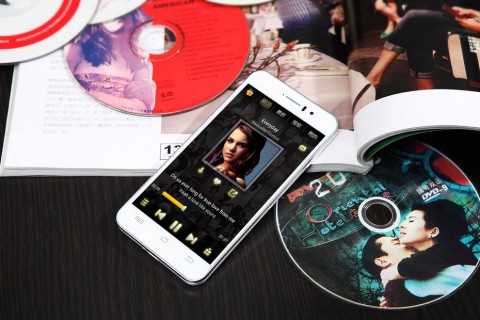 Смартфон Jiayu G4 (32Gb) Смартфон Jiayu G4 (32Gb)
