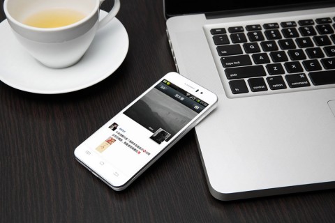 Смартфон Jiayu G4 (32Gb) Смартфон Jiayu G4 (32Gb)