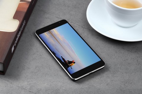 Смартфон Jiayu S1