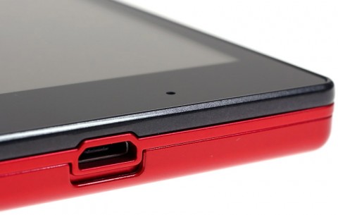 Смартфон LG Optimus GJ (E975W)