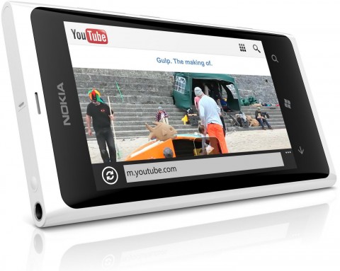 Смартфон Nokia Lumia 800