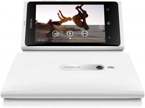 Смартфон Nokia Lumia 800