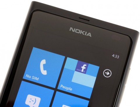 Смартфон Nokia Lumia 800