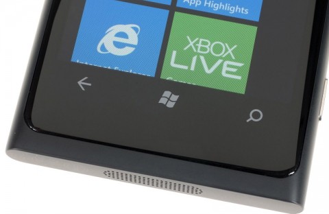 Смартфон Nokia Lumia 800