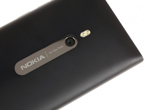 Смартфон Nokia Lumia 800