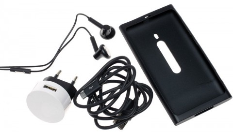 Смартфон Nokia Lumia 800