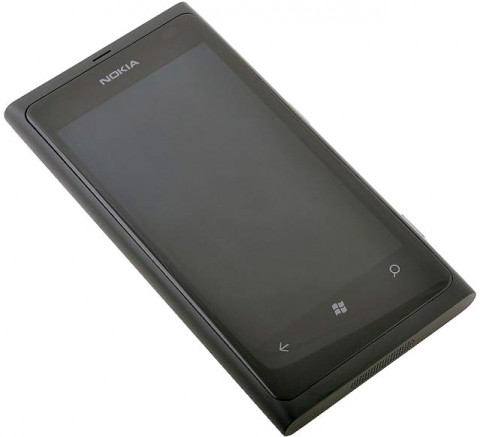 Смартфон Nokia Lumia 800