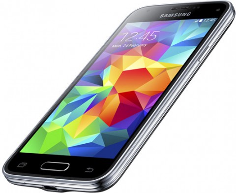 Смартфон Samsung Galaxy S5 mini Duos (G800H/DS) Смартфон Samsung Galaxy S5 mini Duos (G800H/DS)