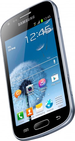 Смартфон Samsung Galaxy Trend (S7560) Смартфон Samsung Galaxy Trend (S7560)