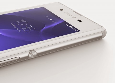 Смартфон Sony Xperia E3