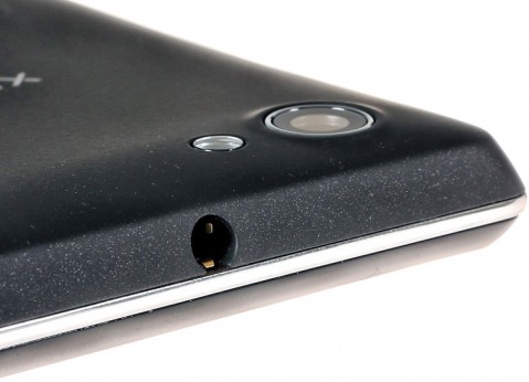 Смартфон Sony Xperia J ST26i