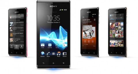 Смартфон Sony Xperia J ST26i