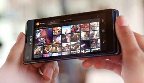 Смартфон Sony Xperia L