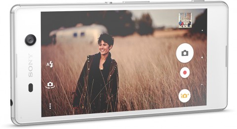 Смартфон Sony Xperia M5 Dual