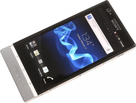 Смартфон Sony Xperia P LT22i