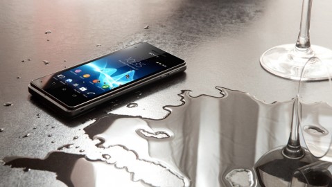 Смартфон Sony Xperia V LT25i