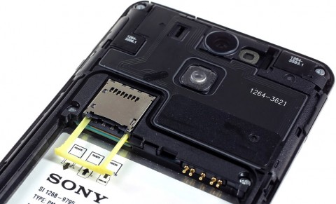 Смартфон Sony Xperia V LT25i
