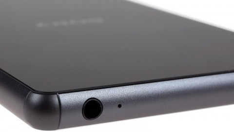 Смартфон Sony Xperia Z3