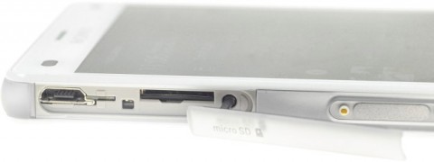 Смартфон Sony Xperia Z3 Compact Смартфон Sony Xperia Z3 Compact