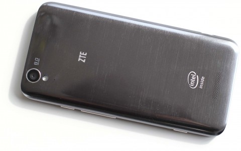 Смартфон ZTE Geek (V975) Смартфон ZTE Geek (V975)