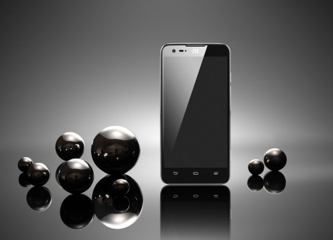 Смартфон ZTE Geek (V975) Смартфон ZTE Geek (V975)