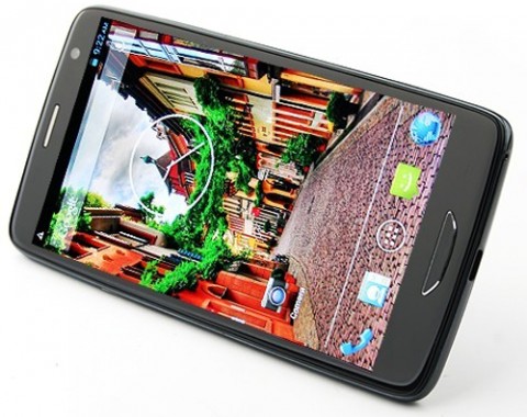 Смартфон iNew i3000 (4GB)