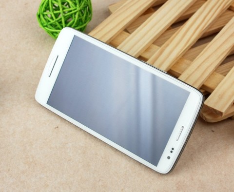 Смартфон iNew i3000 (4GB)