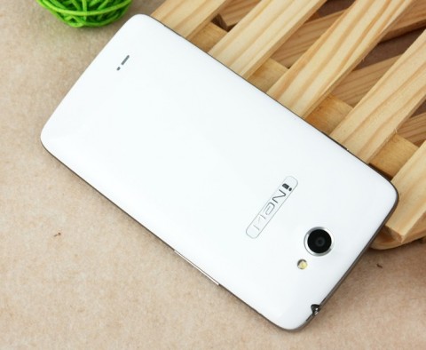 Смартфон iNew i3000 (4GB)