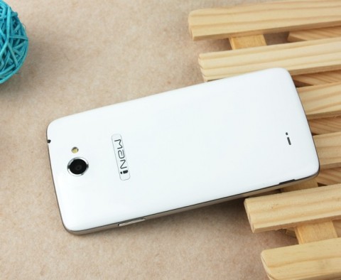 Смартфон iNew i3000 (8GB)