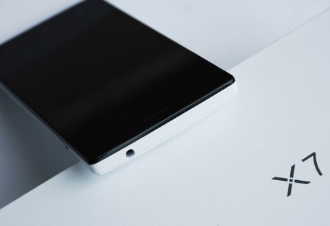 Смартфон iocean X7 HD (4Gb)