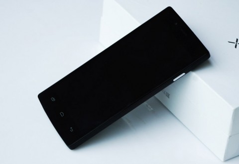 Смартфон iocean X7 HD (4Gb)