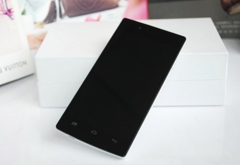 Смартфон iocean X7 HD (8Gb)