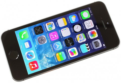 Смартфон Apple iPhone 5s (16GB) 