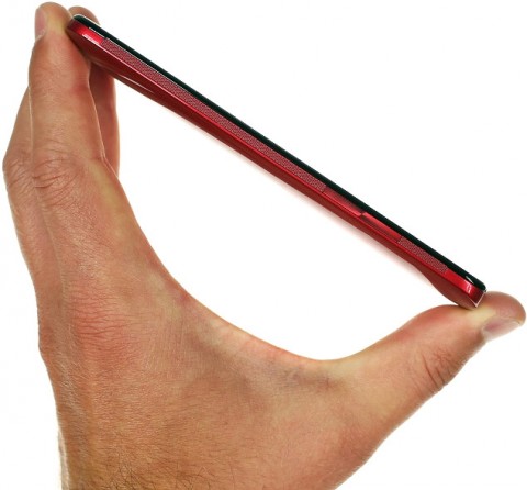 Смартфон HTC Butterfly S