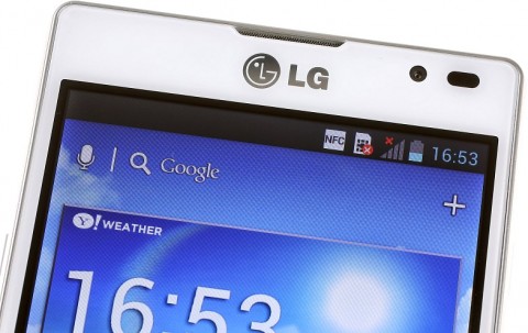 Смартфон LG Optimus L9 (P765)