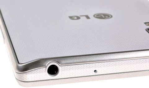 Смартфон LG Optimus L9 (P765)