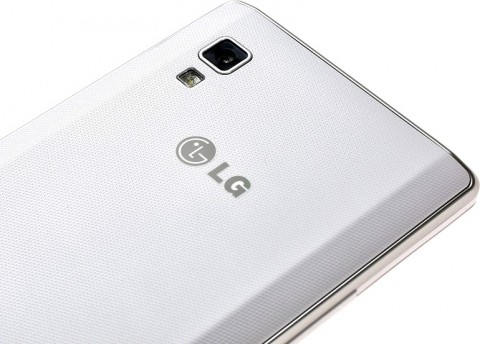 Смартфон LG Optimus L9 (P765)