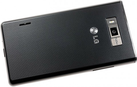 Смартфон LG P705 Optimus L7