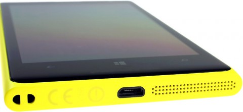 Смартфон Nokia Lumia 1020