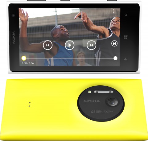 Смартфон Nokia Lumia 1020