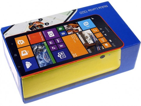 Смартфон Nokia Lumia 1320