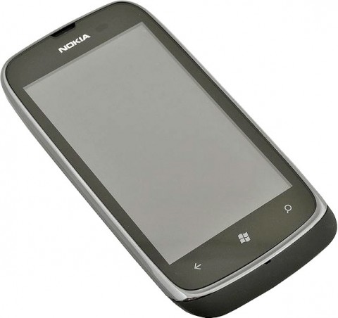 Смартфон Nokia Lumia 610