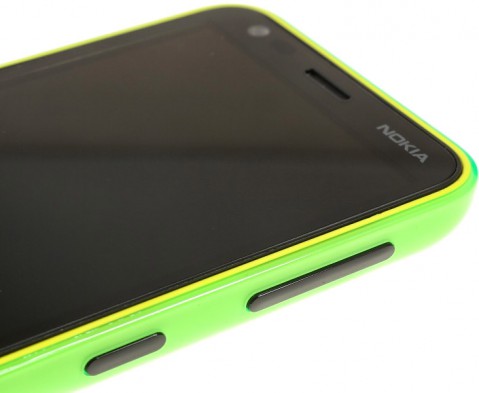 Смартфон Nokia Lumia 620