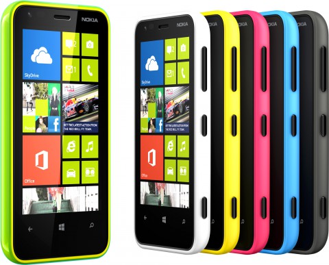 Смартфон Nokia Lumia 620