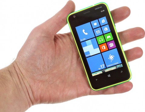 Смартфон Nokia Lumia 620