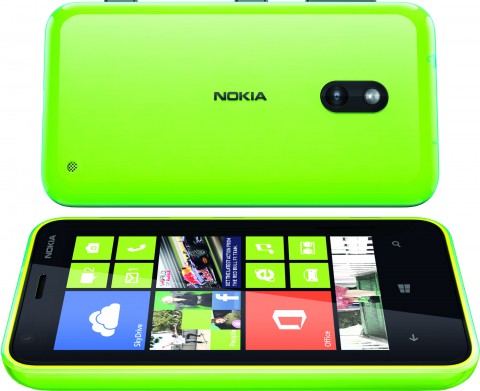 Смартфон Nokia Lumia 620